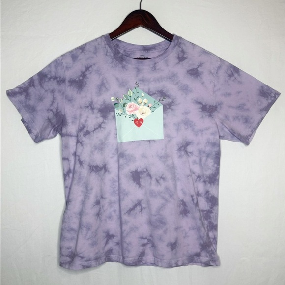 To All the Boys I've Loved Before Netflix x Target Exclusive Purple Tie-dye Shir - Picture 1 of 4
